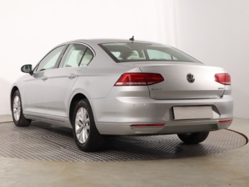 Volkswagen Passat 2017 VW Passat 2.0 TDI, Salon Polska, Automat, Navi, zdjęcie 3