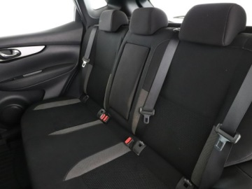 Nissan Qashqai II Crossover Facelifting 1.3DIG-T 140KM 2019 Nissan Qashqai navi klima auto grzane fotele, zdjęcie 16