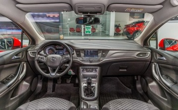 Opel Astra K Hatchback 5d 1.4 Turbo 125KM 2017 Opel Astra V 1.4 T Enjoy 1.4 Benzyna 125KM, zdjęcie 4