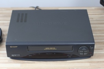 Видеомагнитофон Sharp VC-239, пульт дистанционного управления