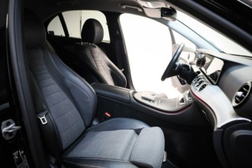 Mercedes Klasa E W213 Limuzyna Facelifting 2.0 E220d 194KM 2021 Mercedes E 220 *4Matic*AMG Line*Salon Polska*I, zdjęcie 25