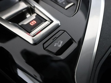 Peugeot 3008 II Plug-In Hybrid Facelifting 1.6 HYBRID4 300KM 2021 Peugeot 3008 FV23% Niski przebieg Historia, zdjęcie 31