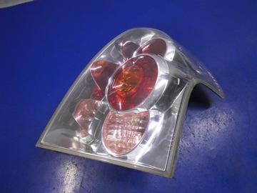 LAMPA PRAWY TYŁ TOYOTA COROLLA VERSO II 04-09R