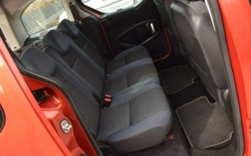 Peugeot Partner I 1.6 HDi 75KM 2010 Peugeot Partner 1.6 HDI Berlingo 5-Osobowy Klima 195 TYS KM Sprowadzony Op, zdjęcie 16