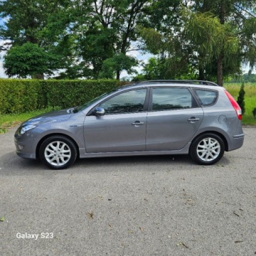 Hyundai i30 I CW Facelifting 1.4 DOHC 109KM 2012 Hyundai i30 Aluminiowe Felgi Czujniki Parkowania Gwarancja Vip 1.4, zdjęcie 3