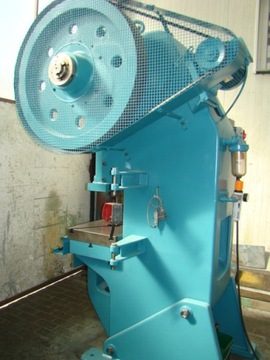 ШВЕДСКИЙ ЭКСЦЕНТРИЧЕСКИЙ ПРЕСС SMV 30 T