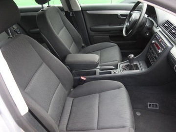 Audi A4 B7 Avant 2.0 20V 131KM 2006 Audi A4 2.0, Klima, Klimatronic, Tempomat, zdjęcie 8