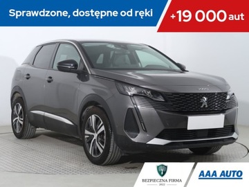 Peugeot 3008 II Crossover Facelifting  1.2 PureTech 130KM 2022 Peugeot 3008 1.2 PureTech, Salon Polska