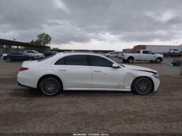 Mercedes Klasa S W223/V223 2022 Mercedes-Benz Klasa S 580 4matic 2022 4.0 Benzyna 496KM, zdjęcie 5