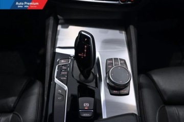 BMW Seria 5 G30-G31 Limuzyna 540i 340KM 2019 BMW Seria 5 540i xDriveFV23Adaptacyjny Reflektor LEDLED Fog lights 3.0, zdjęcie 17