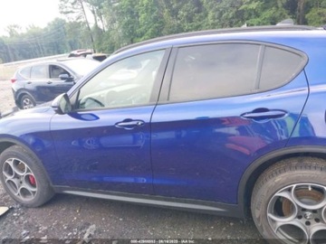 Alfa Romeo Stelvio 2022 Alfa Romeo Stelvio Sprint 2022 2.0l 2.0 Benzyna 280KM, zdjęcie 2