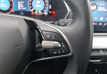 Skoda Octavia IV Liftback 1.5 TSI EVO 150KM 2024 Skoda Octavia SalonPL 1.5TSI 150KM Selection SerwisASO Virtual Matrix Kess, zdjęcie 19