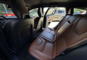 Volvo V60 I Kombi Facelifting 2.0 D4 DRIVE-E 190KM 2016 Volvo V60 D4 200KM SKORY POLESTAR gwarancja manual BEZWYPADKOWY, zdjęcie 19