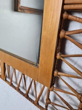 Красивое зеркало в стиле бохо из ротанга 1960-х годов.