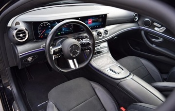 Mercedes Klasa E W213 Coupe Facelifting 2.0 E220d 194KM 2023 Mercedes-Benz Klasa E 220 d 4-Matic AMG, zdjęcie 2