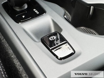 Volvo XC40 Crossover Facelifting 2.0 B3 163KM 2025 Volvo XC 40 B3 Core | Fusion Red | BLIS | Serwis A, zdjęcie 19