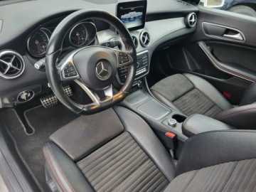 Mercedes CLA C117 Shooting Brake Facelifting 2.0 220 184KM 2018 Mercedes CLA 220 4 MATIC, Automat, AMG Pakiet, zdjęcie 19