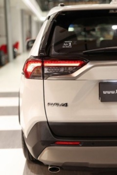Toyota RAV4 V SUV Facelifting 2.5 Hybrid Dynamic Force 222KM 2024 Toyota RAV4 2.5 Hybrid Comfort Style 4x4 2.5 Hybryda 222KM, zdjęcie 21