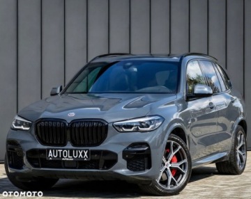 BMW X5 G05 2022 BMW X5 BMW X5 xDrive40i 3.0 Benzyna 340KM