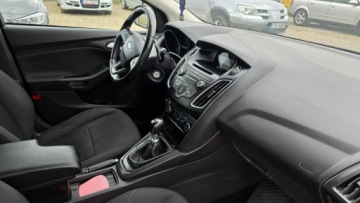 Ford Focus III Kombi Facelifting 1.5 TDCi 95KM 2016 Ford Focus ładny stan , technicznie super, zdjęcie 15