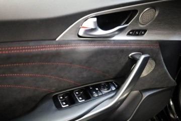 Kia Stinger Liftback Facelifting 3.3 T-GDI 366KM 2022 Kia Stinger 3.3 V6*AWD*LIFT*Gwarancja*Salon, zdjęcie 17