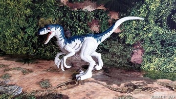 Фигурка динозавра велоцираптора Jurassic Dominion