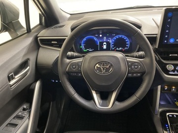 Toyota Corolla Cross 2.0 Hybrid Dynamic Force 197KM 2023 Toyota Corolla Cross 2.0 Hybrid Executive Toyota C, zdjęcie 10