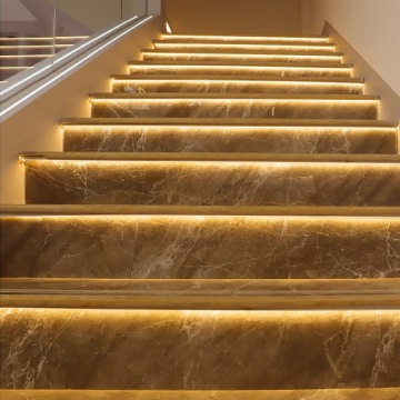 Лестничный контроллер 28 ступеней 12-24В 240Вт PIR детекторы