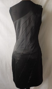 Sukienka "mała czarna" satynowa bez rękawów - 36