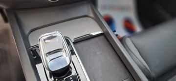 Volvo S60 III 2024 Volvo S60 B5 AWD plus dark benzyna hybryda, zdjęcie 17