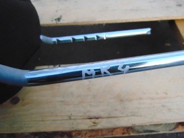 ПОДГОЛОВНИК СИДЕНЬЯ ПЕРЕДНИЙ ЛЕВЫЙ ПРАВЫЙ FORD MONDEO MK4