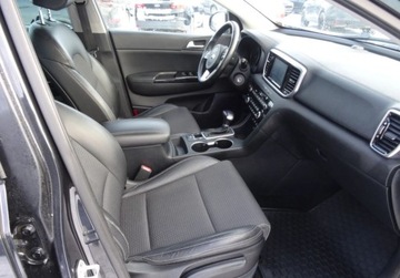 Kia Sportage IV SUV Facelifting 1.6 CRDI 136KM 2018 Kia Sportage 1.6 CRDI 136KM Navi Automat Kamera Alu Zadbany Oplacony 1.6, zdjęcie 13