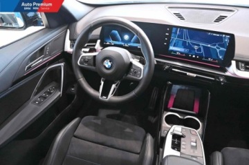 BMW X1 U11 Crossover 2.0 23d 211KM 2024 BMW X1 xDrive23dFV23M Pakiet SportowyAdaptacyjne Reflektory LED 2.0, zdjęcie 12