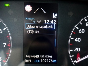 Toyota Yaris IV Hatchback 1.0 VVT-i 72KM 2021 Toyota Yaris NAVI KRAJOWY BEZWYPADKOWY, zdjęcie 37