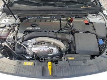 Mercedes GLB 2023 Mercedes-Benz GLB Amg 35 4Matic 2023 2.0 Benzyna 302KM, zdjęcie 6