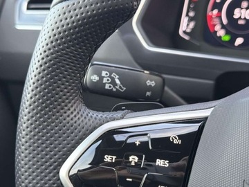 Volkswagen Tiguan II SUV Facelifting 1.5 TSI 150KM 2022 Volkswagen Tiguan R-Line Kamera Cofania ACC Led Matrix Hak Faktura Vat 23, zdjęcie 17
