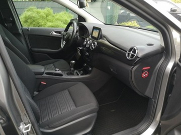 Mercedes Klasa B W246 Sports Tourer 180 BlueEFFICIENCY 122KM 2012 Mercedes B 180 1,6 16v 122KM # Klimatronik# Navi #, zdjęcie 19