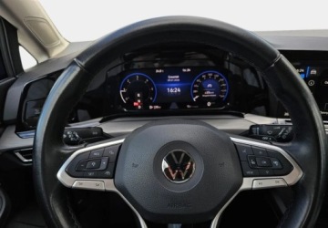 Volkswagen Golf VIII Variant 2.0 TDI 150KM 2022 Volkswagen Golf Variant Alcantara- Virtual Cockpit - Tempomat - El.fotel -, zdjęcie 22
