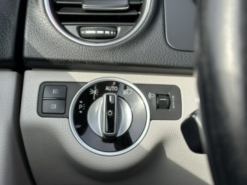 Mercedes Klasa C W204 Limuzyna 1.8 180 CGI BlueEFFICIENCY 156KM 2012 Mercedes C 180 Climatronic, Tempomat, Bluetooth, zdjęcie 26