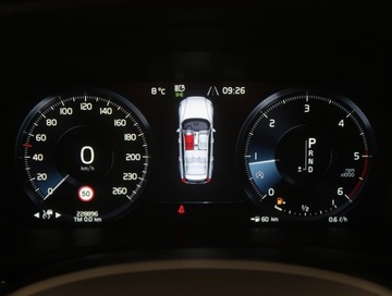 Volvo V60 II  Kombi 2.0 D4 190KM 2019 Volvo V60 D4 2.0, 187 KM, Automat, Skóra, Navi, zdjęcie 10