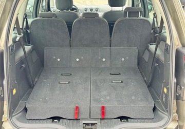 Ford Galaxy III Van 2.0 Duratec Flexifuel 145KM 2010 Ford Galaxy 2.0 benzyna 145KM Titanium Climatronic Grzana szyba 7 foteli, zdjęcie 20