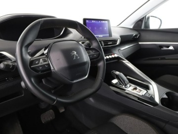 Peugeot 3008 II Crossover 1.6 BlueHDi 120KM 2017 Peugeot 3008 automat virtual cocpit navi czujniki, zdjęcie 13