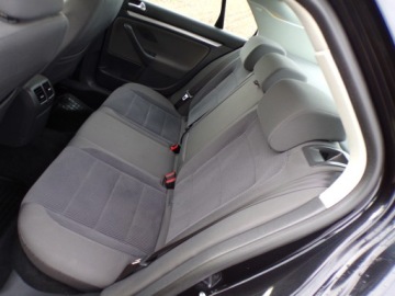 Volkswagen Jetta V 1.6 FSI 115KM 2006 VOLKSWAGEN JETTA 1.6 BENZ ZAMIANA Z NIEMIEC, zdjęcie 20
