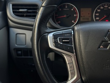 Mitsubishi L200 V Club Cab 2.4 154KM 2019 Mitsubishi L200 2.4 d DC Invite EU6 / Wyciągarka /, zdjęcie 22