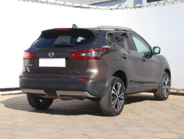 Nissan Qashqai II Crossover 1.2 DIG-T 115KM 2017 Nissan Qashqai 1.2 DIG-T, Salon Polska, zdjęcie 4