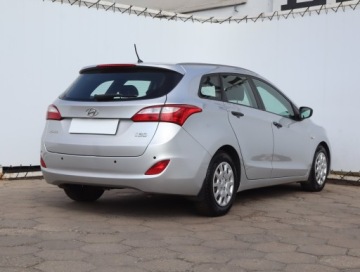 Hyundai i30 II Wagon 1.4 CRDi 90KM 2013 Hyundai i30 1.4 CRDi, Salon Polska, Klima, zdjęcie 4