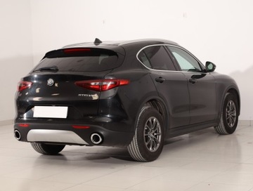 Alfa Romeo Stelvio SUV 2.0 Turbo 200KM 2017 Alfa Romeo Stelvio 2.0 Turbo Q4, Salon Polska, zdjęcie 4
