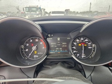 Alfa Romeo Giulia II Sedan Facelifting 2.0 Turbo 280KM 2023 Alfa Romeo Giulia 2023r., TI, 2.0L, od ubezpieczalni 2.0 Benzyna 280KM, zdjęcie 9