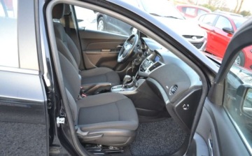 Chevrolet Cruze Sedan 2.0 VCDI 16V DOHC 163KM 2012 Chevrolet Cruze bezywpadkowe - automat - niski przebieg - auto zadbane 2.0, zdjęcie 31