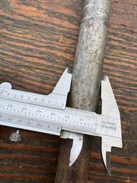 os 25 mm oś oska ośka kola tylnego tyl honda cr crf 125 / 250 / 450 ff